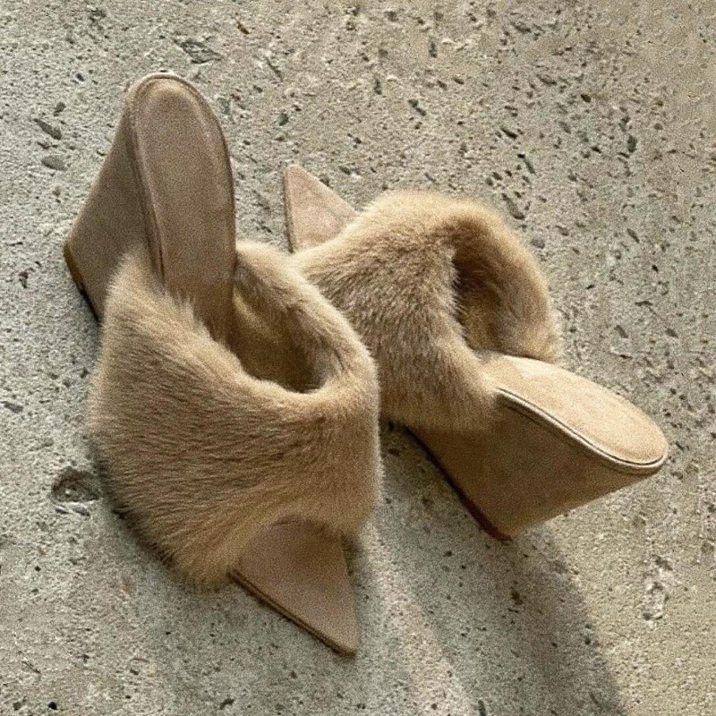 Pantoufles moelleuses pour fem - Winter Clothing For Woman avis et prix