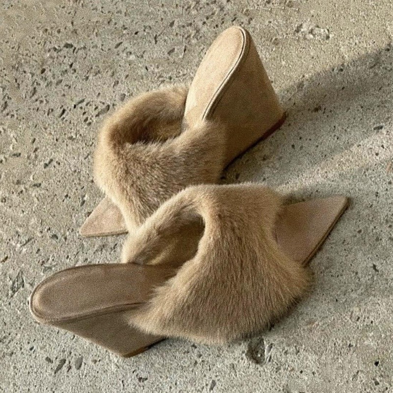Pantoufles moelleuses pour fem - Winter Clothing For Woman avis et prix