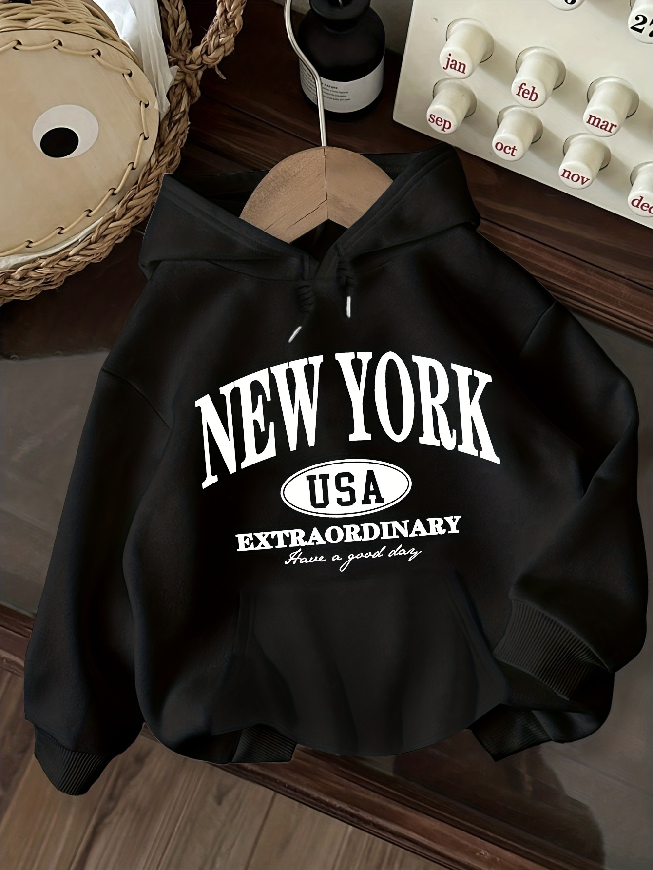 Sweat-shirt à capuche avec imp - Winter Clothing New York avis et prix
